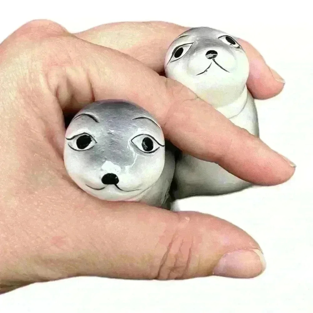 Vintage Ceramic Seals Salt & Pepper Shakers Set - Picture 11 of 11